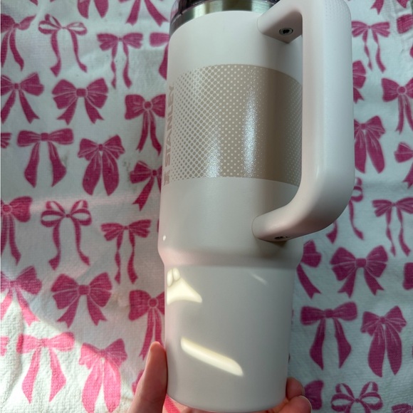 Pink 30oz Stanley - Picture 4 of 6